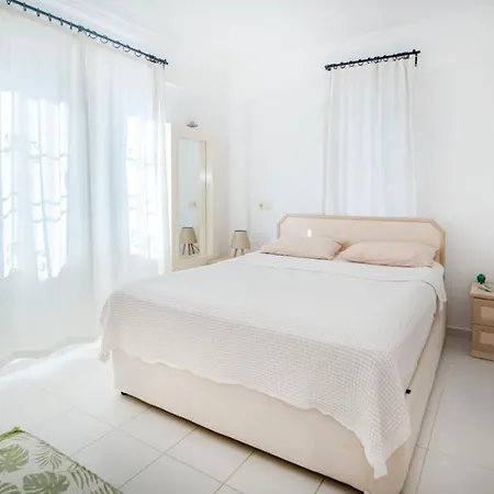 Flat W Shared Pool And Balcony 10 Min To Oludeniz Apartamento Fethiye